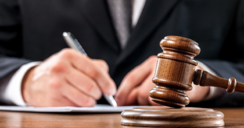 Divorce conjoint avec enfant de 25 ans et -