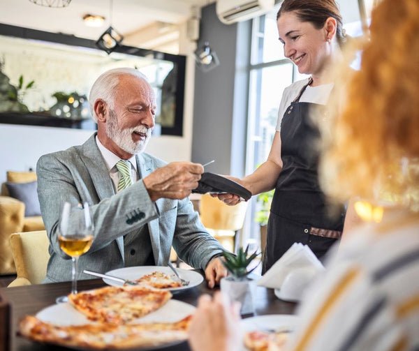 Rappel : Nouvelles règles pour les pourboires et l’affichage des prix au Québec